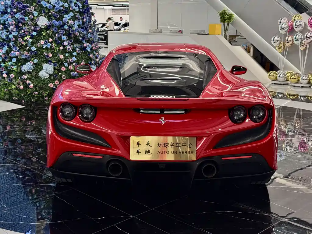 Ferrari F8 2022 — фото 22