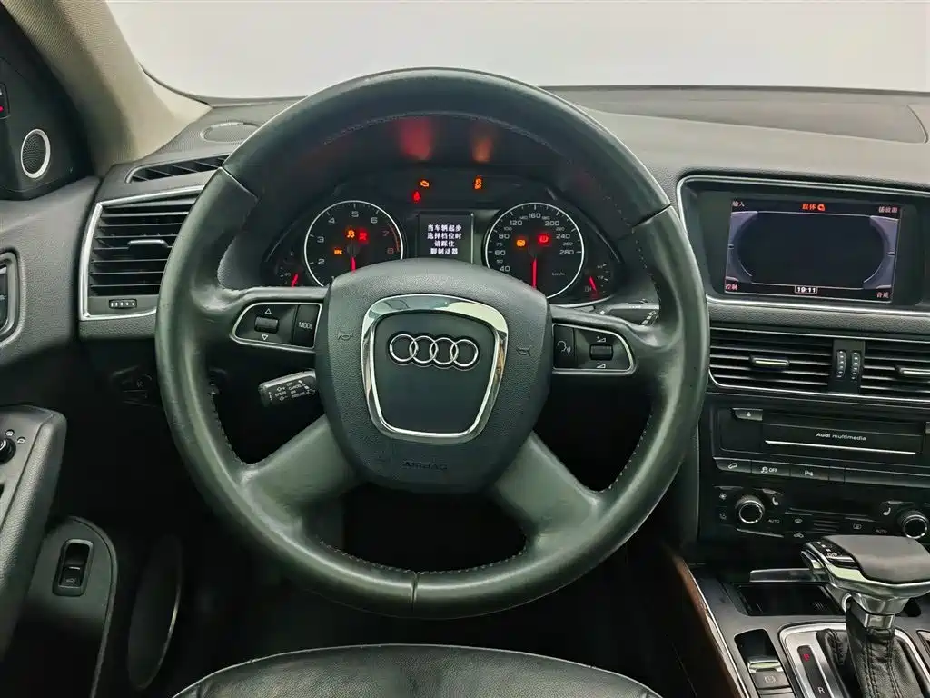 Audi Q5 2012 — фото 11