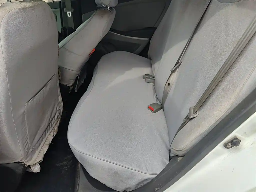 Hyundai Verna 2018 — фото 17
