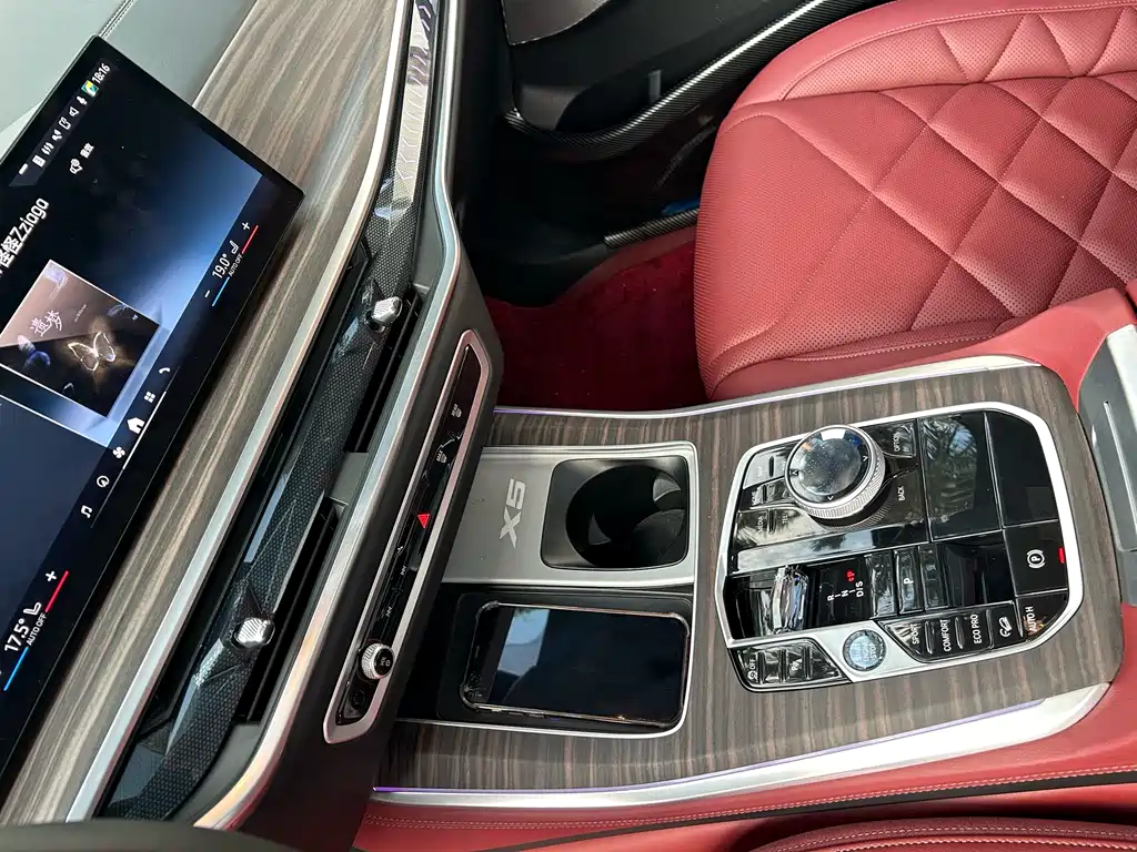 BMW X5 2025 — фото 17