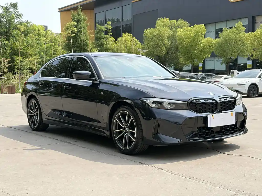 BMW 3 Series 2025