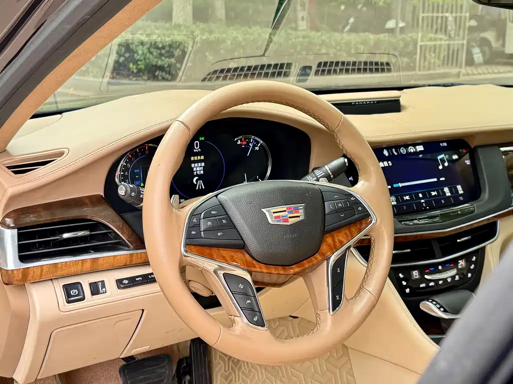 Cadillac CT6 2017 — фото 15