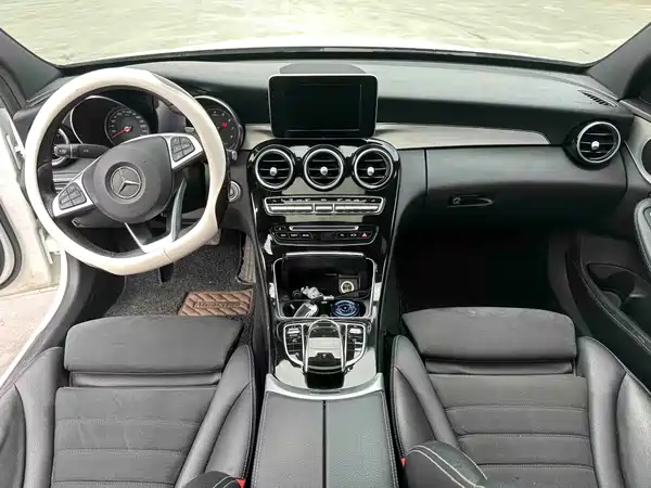 Mercedes-Benz C-Class 2017