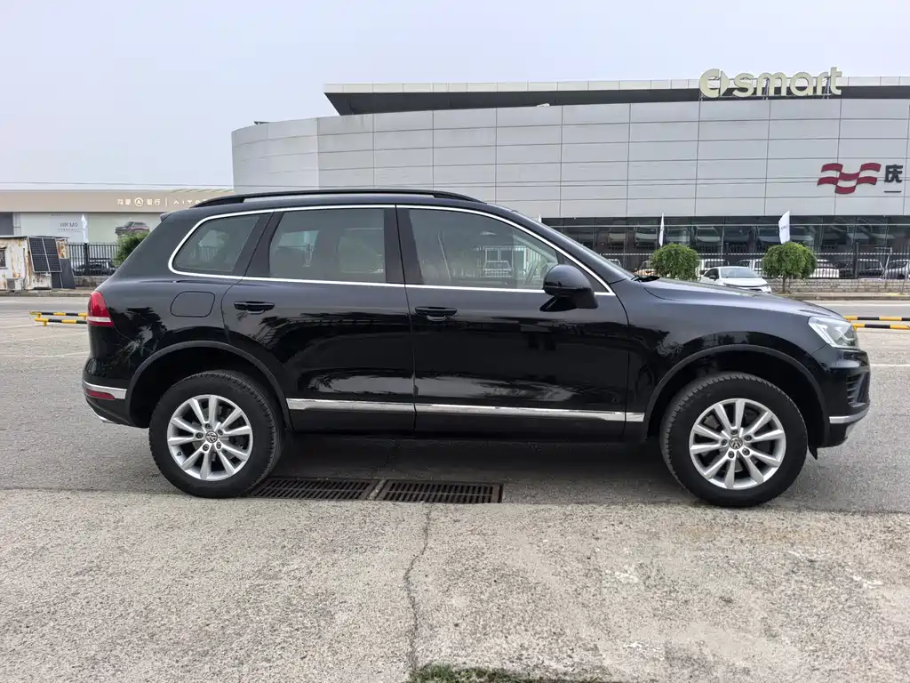 Volkswagen Touareg 2016 — фото 6