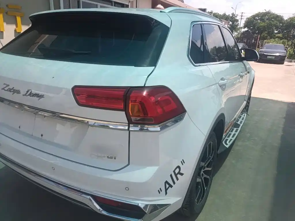 Zotye Damai X7 2017 — фото 8