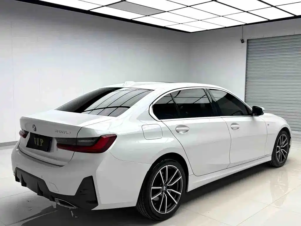 BMW 3 Series 2023