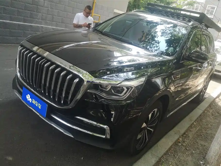 Hongqi HS7 2022