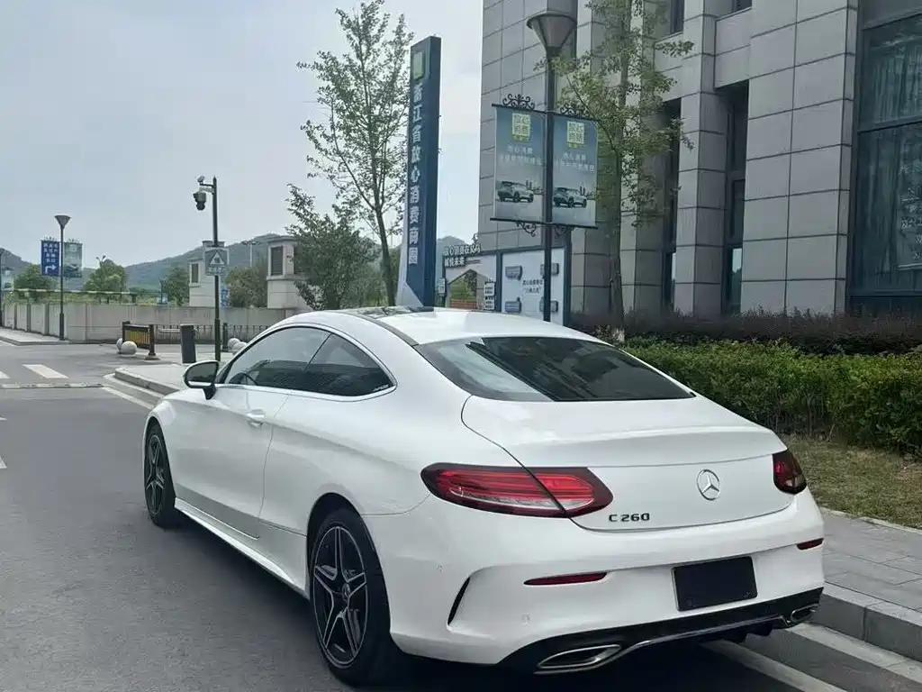 Mercedes-Benz C-Class 2020 — фото 6