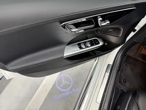 Mercedes-Benz C-Class 2025