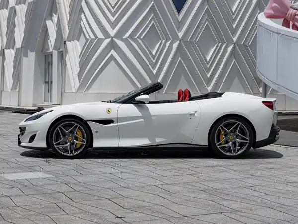Ferrari Portofino 2019