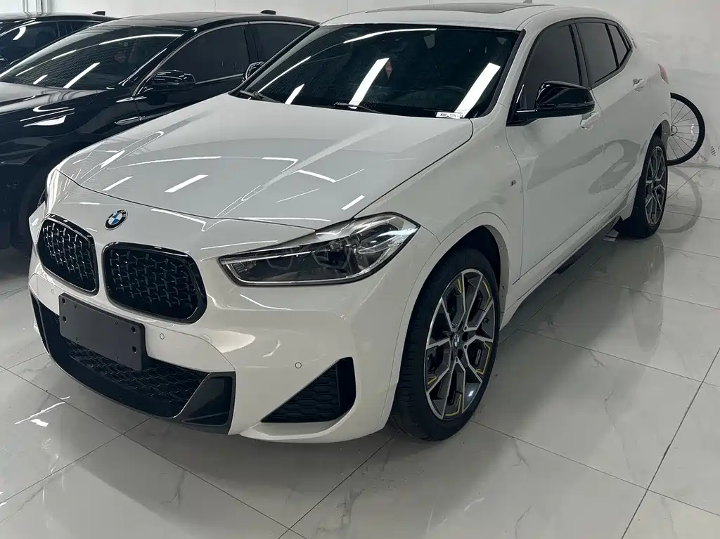 BMW X2 2023 — фото 1