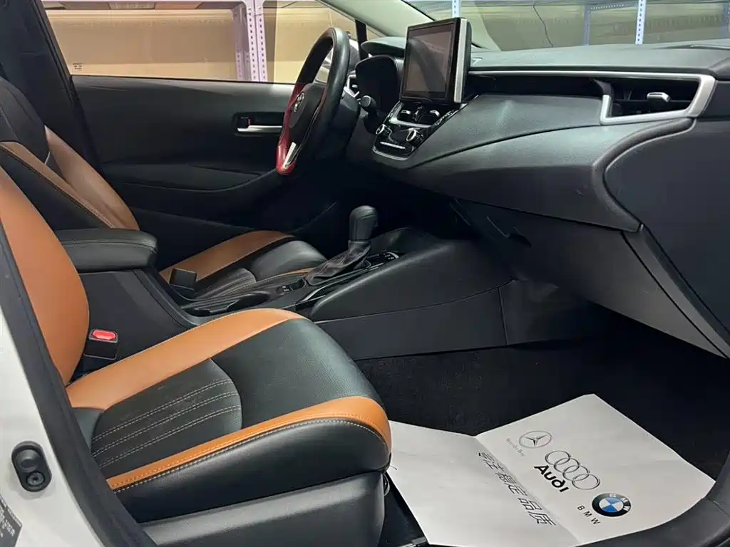 Toyota Corolla 2021 — фото 11