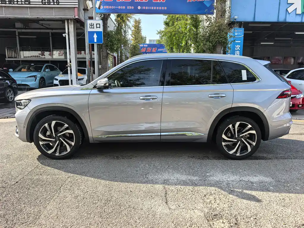 Geely Xingyue L 2023 — фото 20