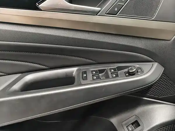 Volkswagen Passat 2021