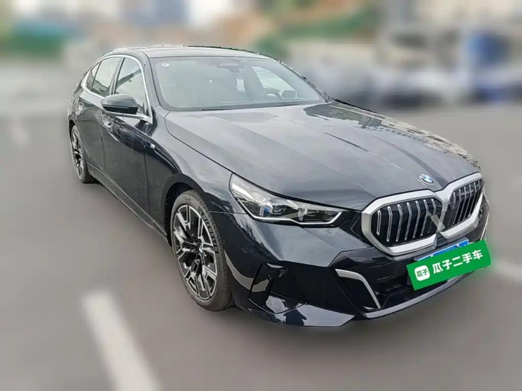 BMW 5 Series 2025