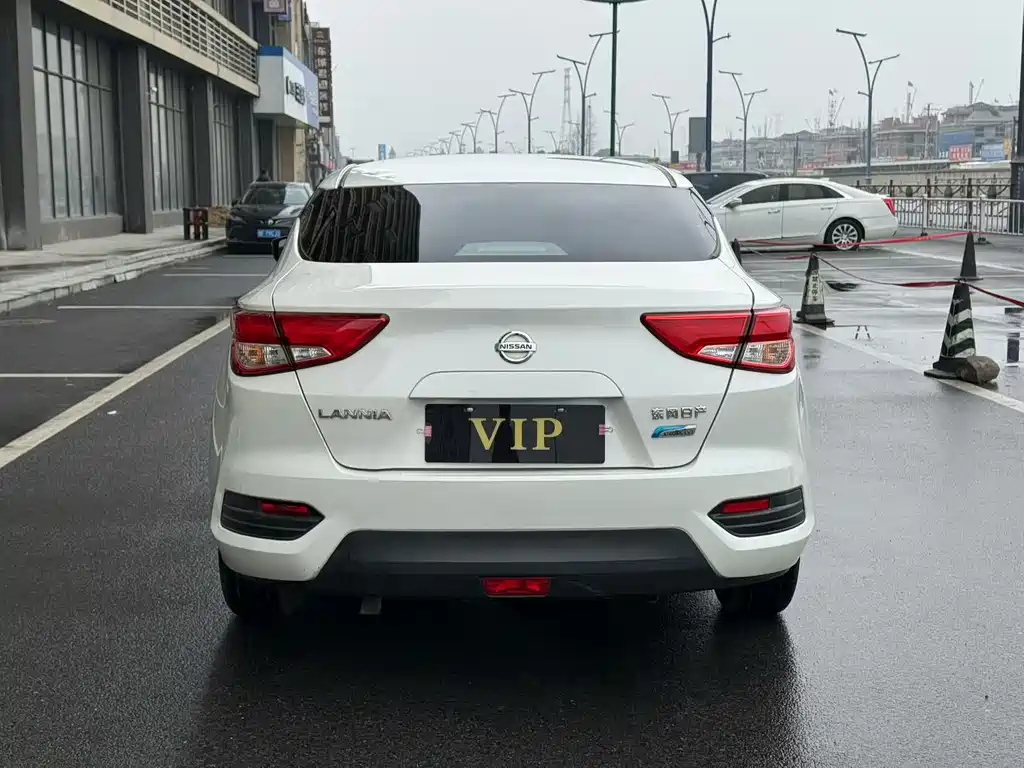 Nissan Bluebird 2019