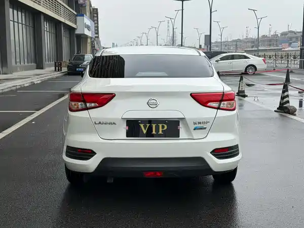 Nissan Bluebird 2019