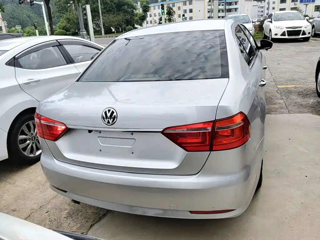 Volkswagen Lavida 2014