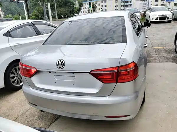 Volkswagen Lavida 2014