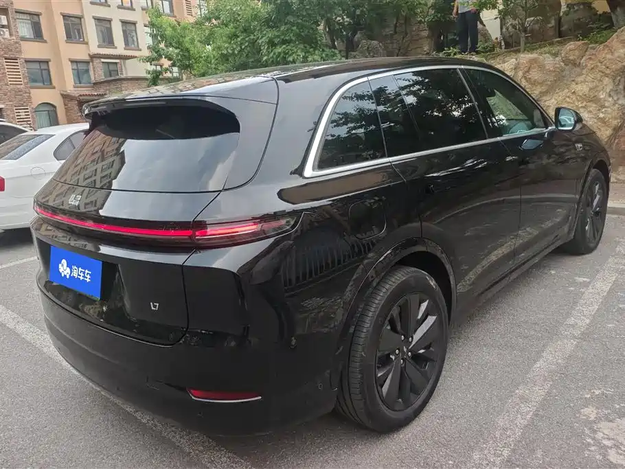 Li Auto Li L7 2026