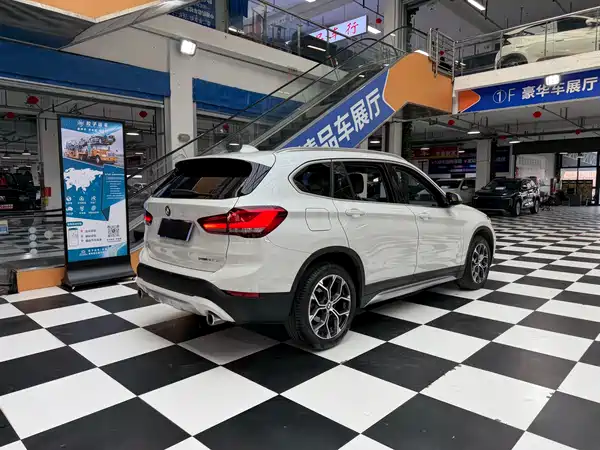 BMW X1 2022