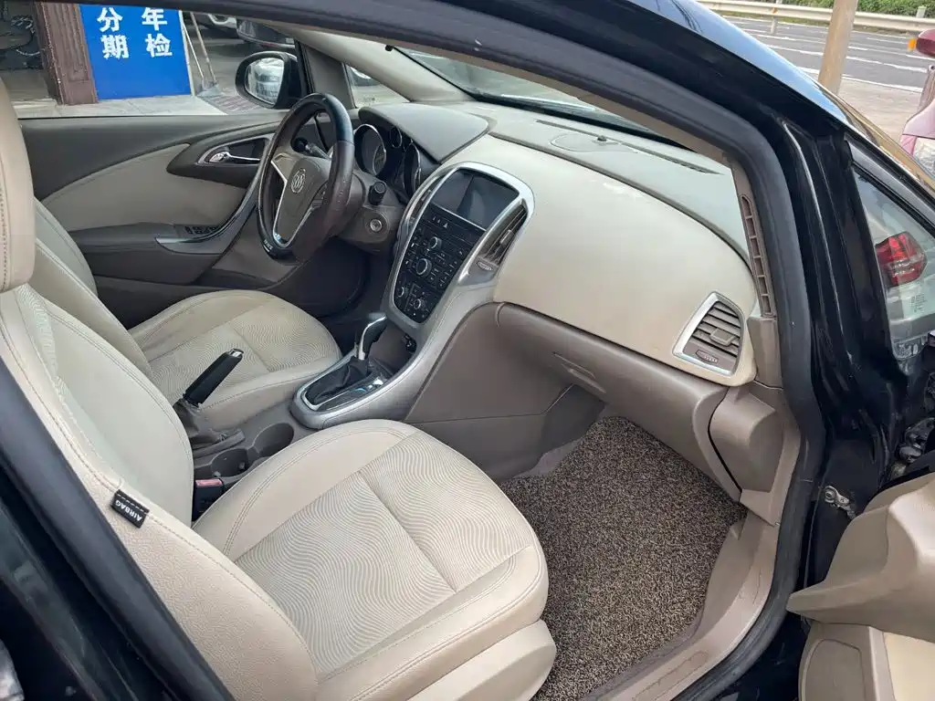 Buick Excelle 2015