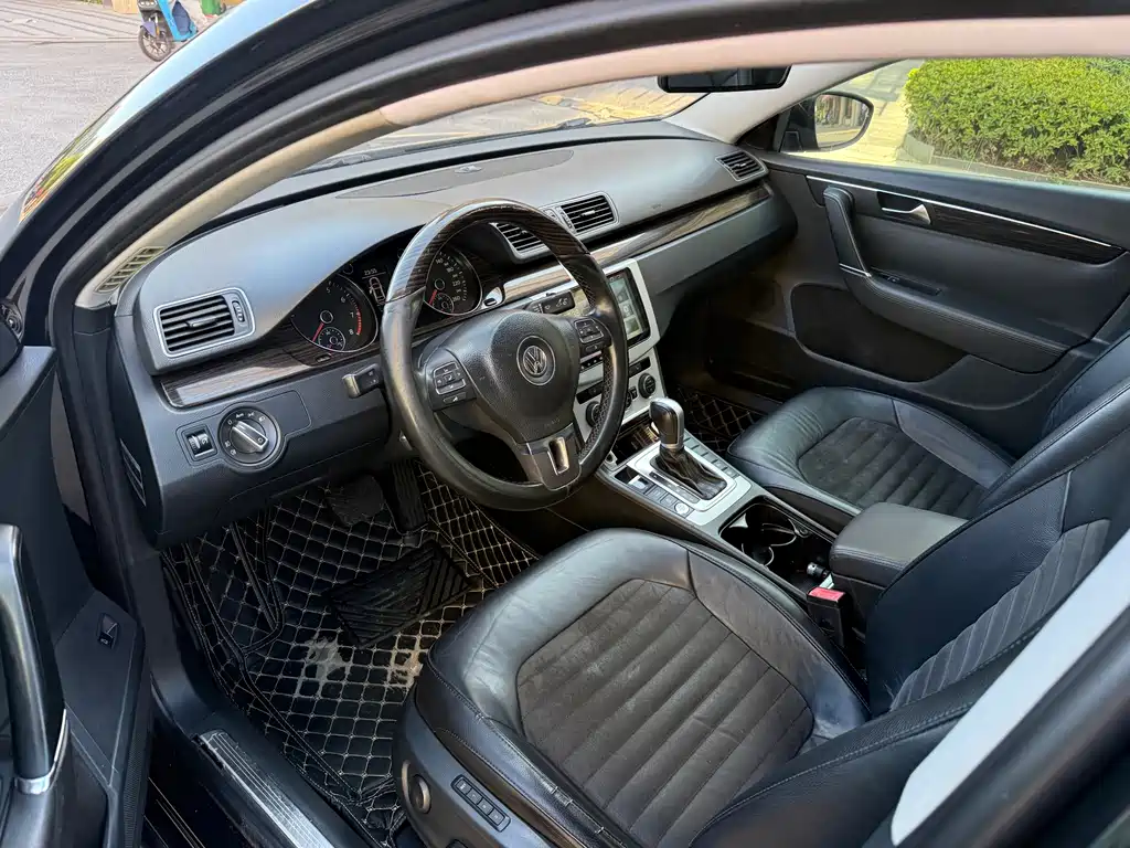 Volkswagen Magotan 2014