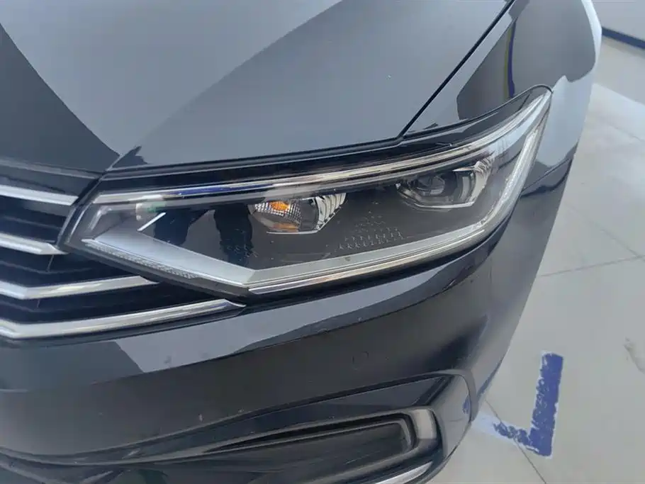 Volkswagen Magotan GTE PHEV 2022 — фото 5