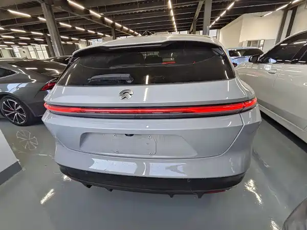 NIO ET5T 2024