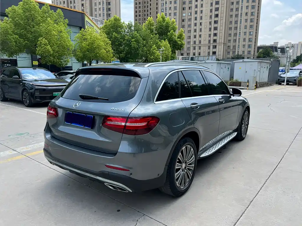 Mercedes-Benz GLC 2016 — фото 15