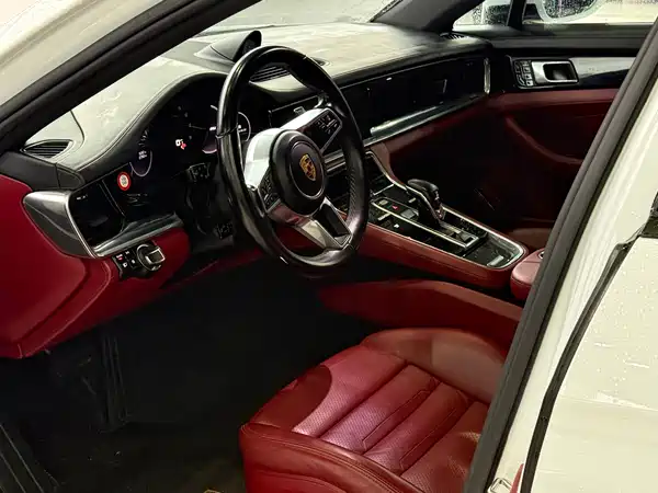 Porsche Panamera 2018