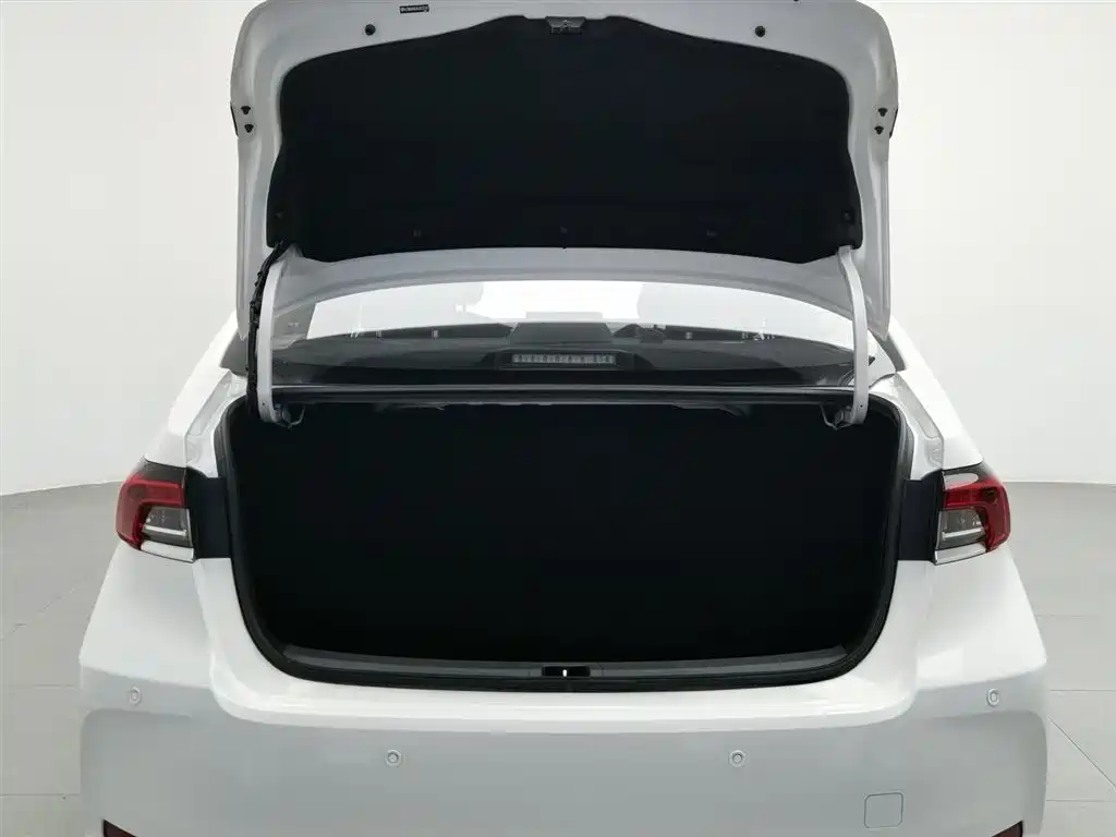 Toyota Corolla 2020 — фото 16