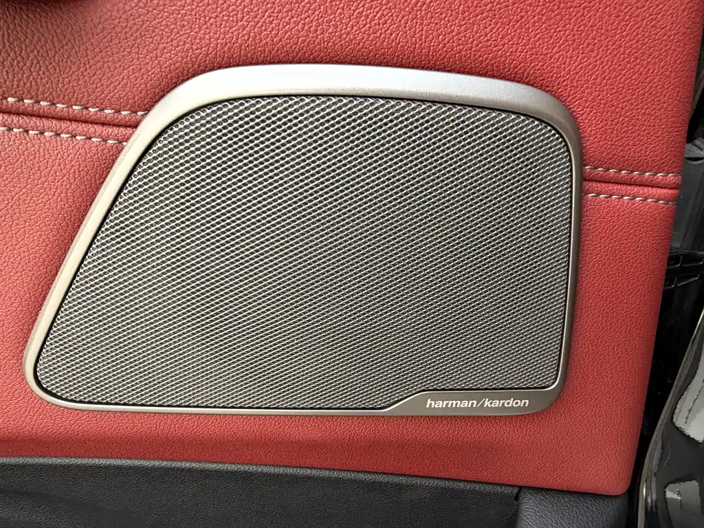 BMW 5 Series 2022 — фото 14