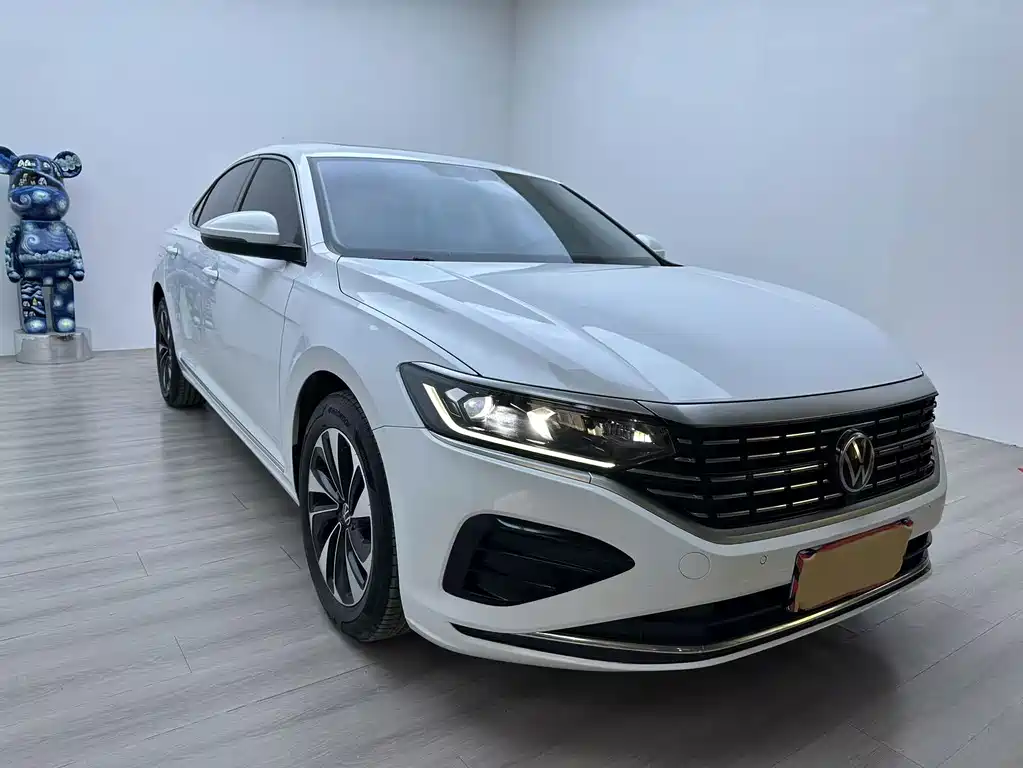 Volkswagen Passat 2023