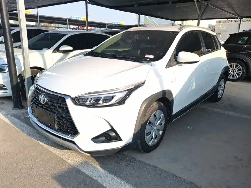 Toyota Yaris L 2019 — фото 1