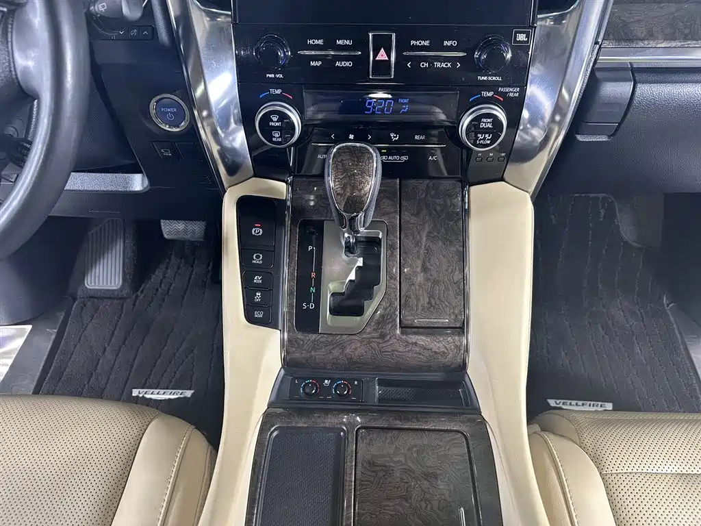 Toyota Vellfire 2023 — фото 12