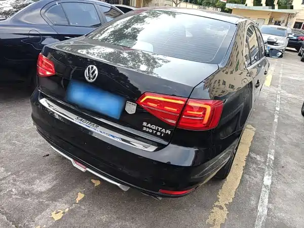 Volkswagen Sagitar 2018