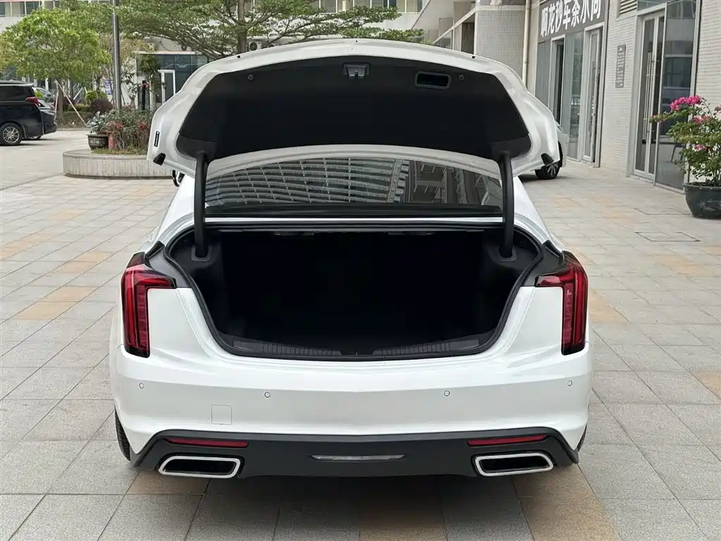 Cadillac CT5 2023 — фото 22