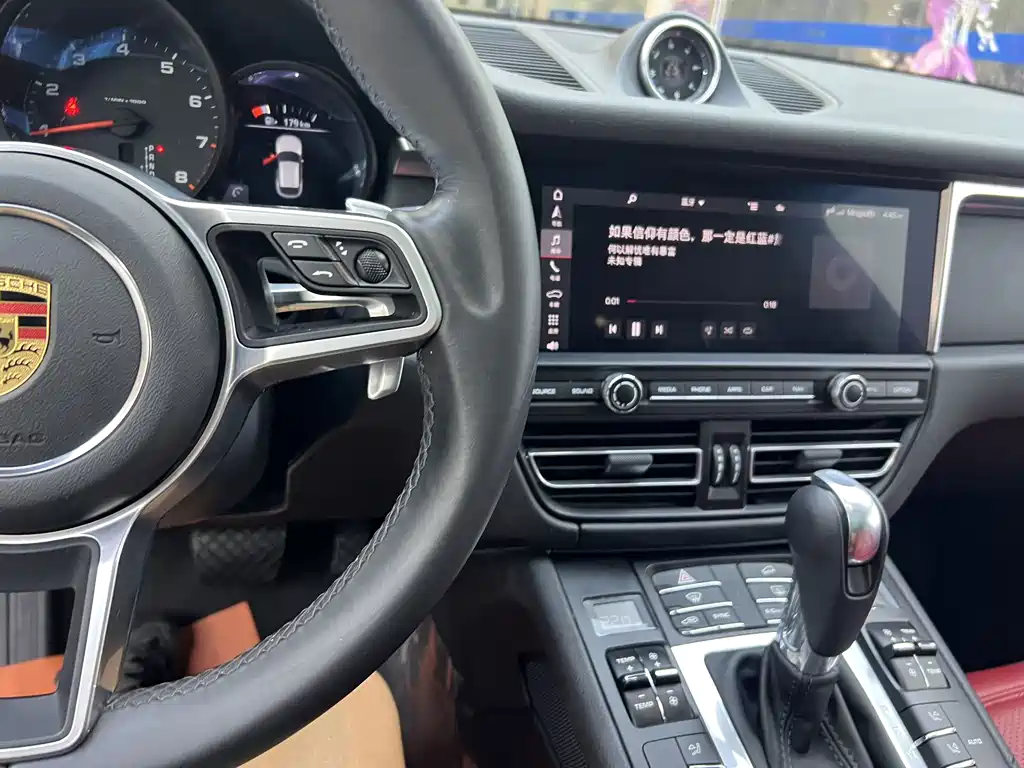Porsche Macan 2021 — фото 15