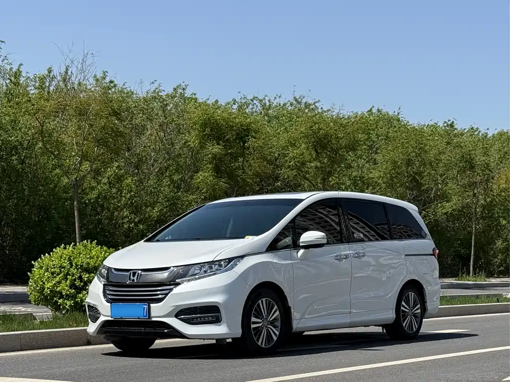 Honda Odyssey 2019 — фото 1