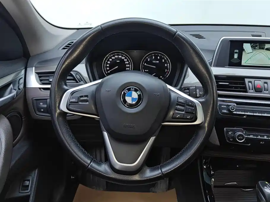 BMW X1 2019 — фото 15