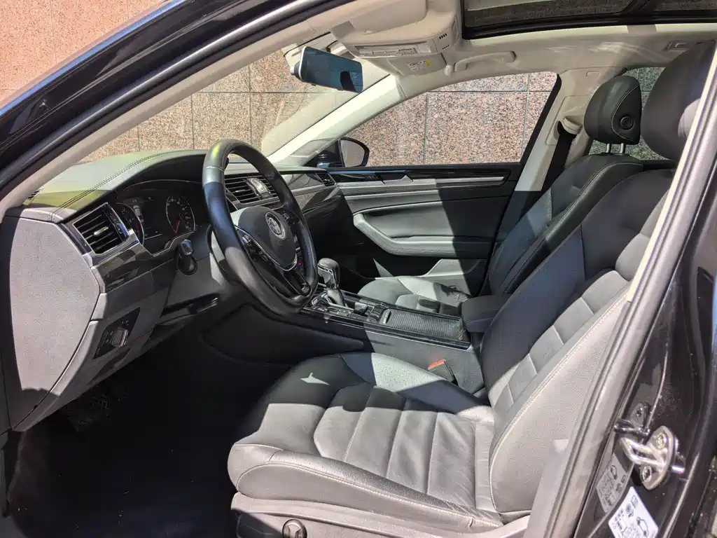 Volkswagen Phideon 2018 — фото 13