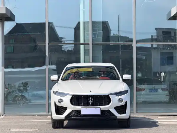 Maserati Levante 2021
