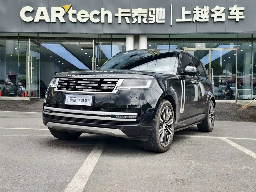 Land Rover Range Rover 2025 — фото 1