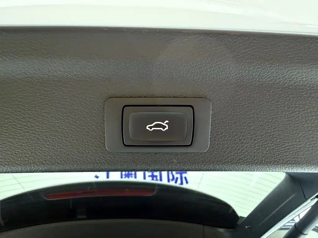 Audi Q3 2023 — фото 23