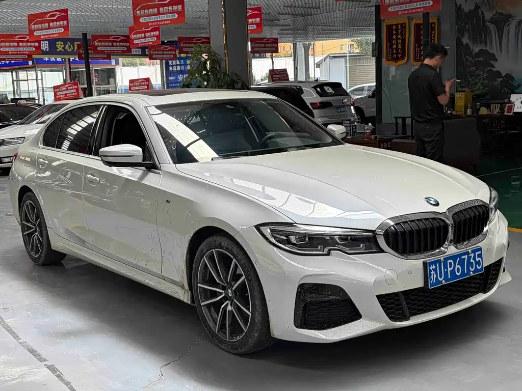 BMW 3 Series 2021