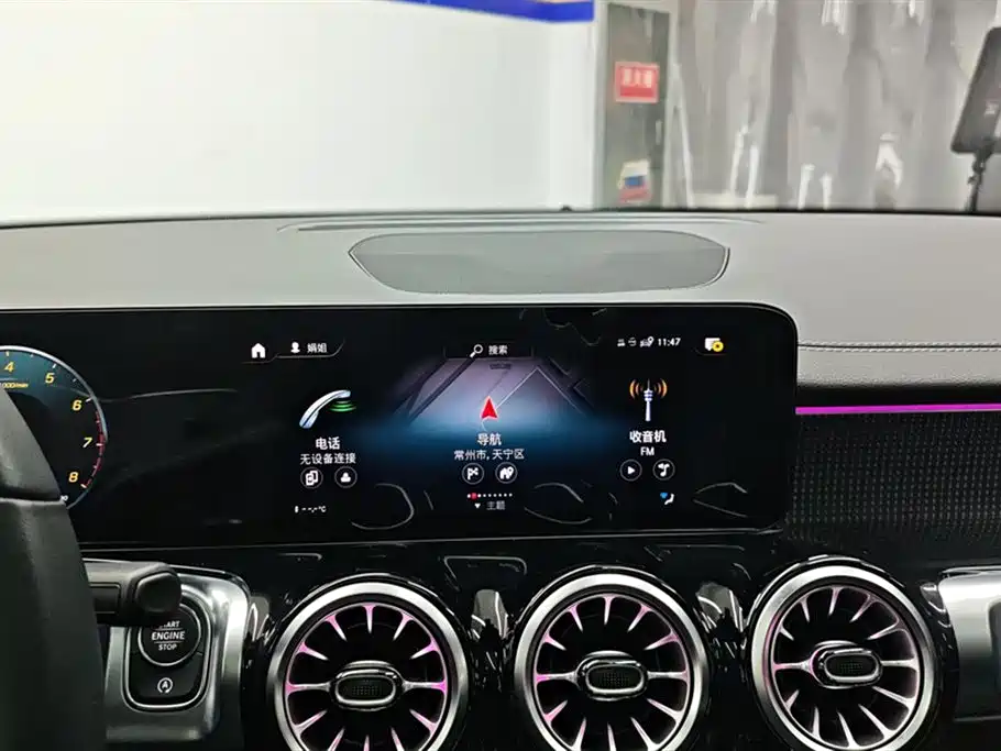 Mercedes-Benz GLB 2023 — фото 13