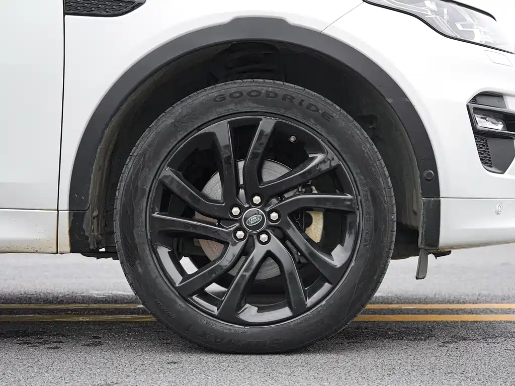 Land Rover Discovery Sport 2019 — фото 14
