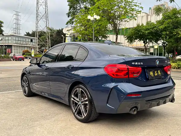 BMW 1 Series 2022