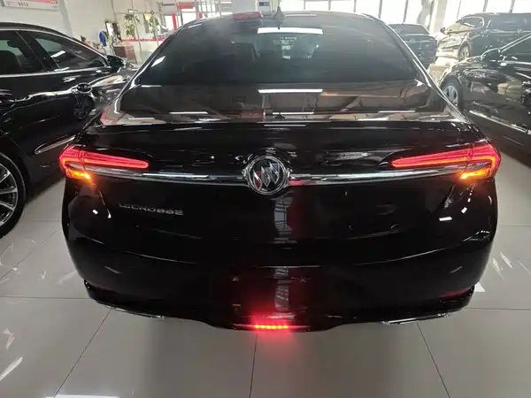 Buick LaCrosse 2022